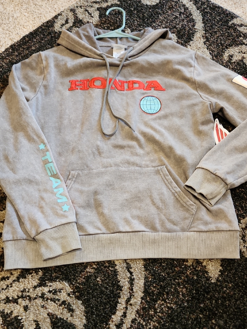 Honda Vintage-Style Gray Graphic Hoodie with Light Blue Accents